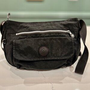 Kipling Syro Crossbody / Shoulder Bag Black Tonal Compartments and Zip Pockets